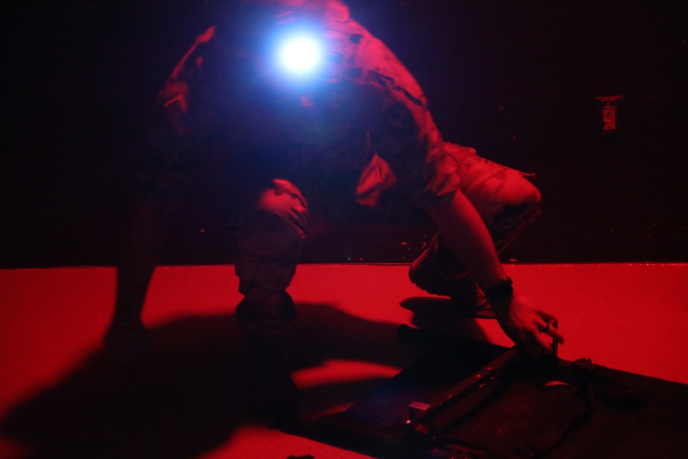 303rd Military Police Company conducts CLS training