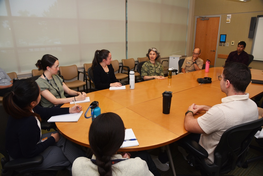 NAMRU San Antonio NREIP Interns hear from NASA CHAPEA Crew Member