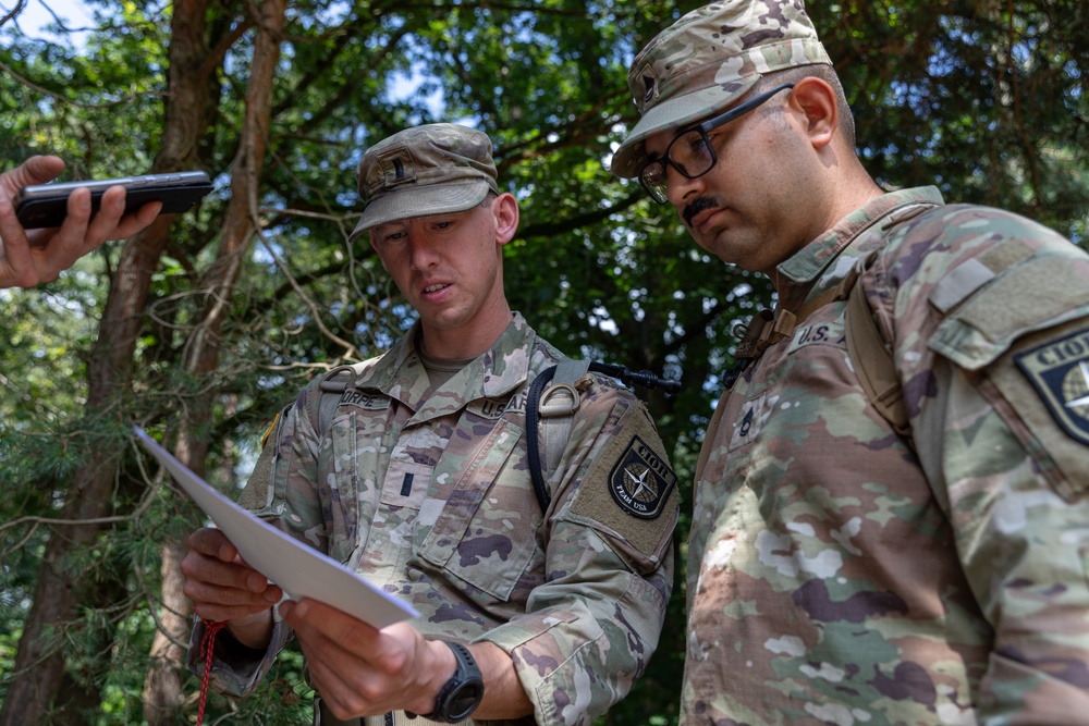 1st Lt. Layton Thorpe and Staff Sgt. David Duran receive their map