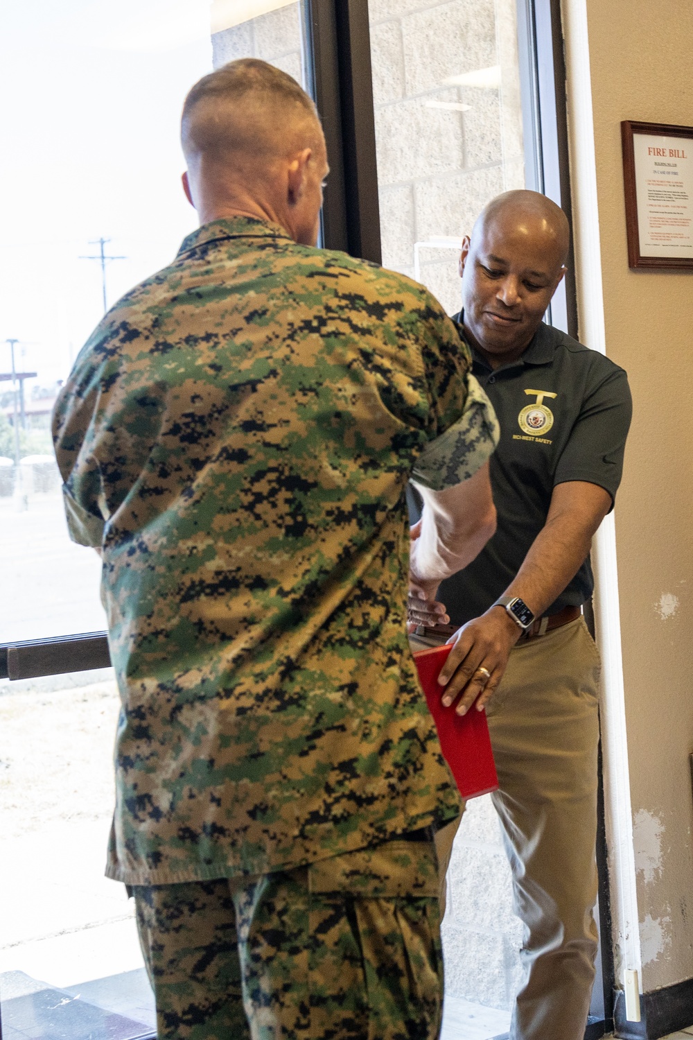 Camp Pendleton Deputy Commander awards MCI-West Installation Safety Office