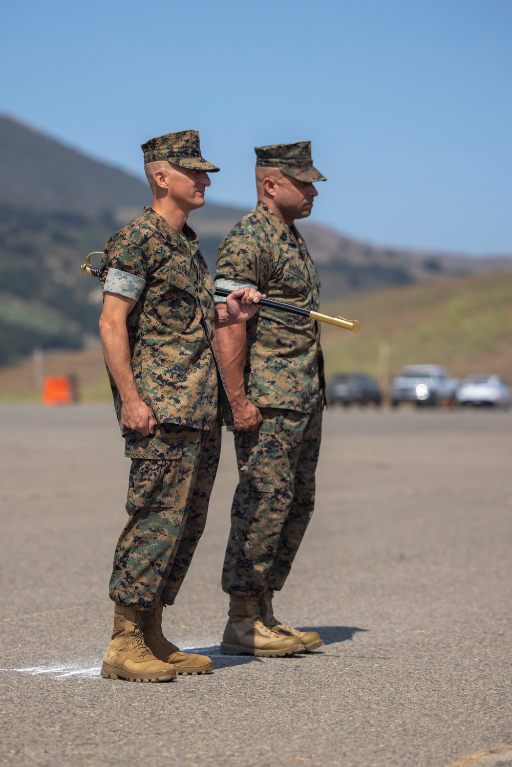 1st Marine Regiment holds relief, appointment ceremony