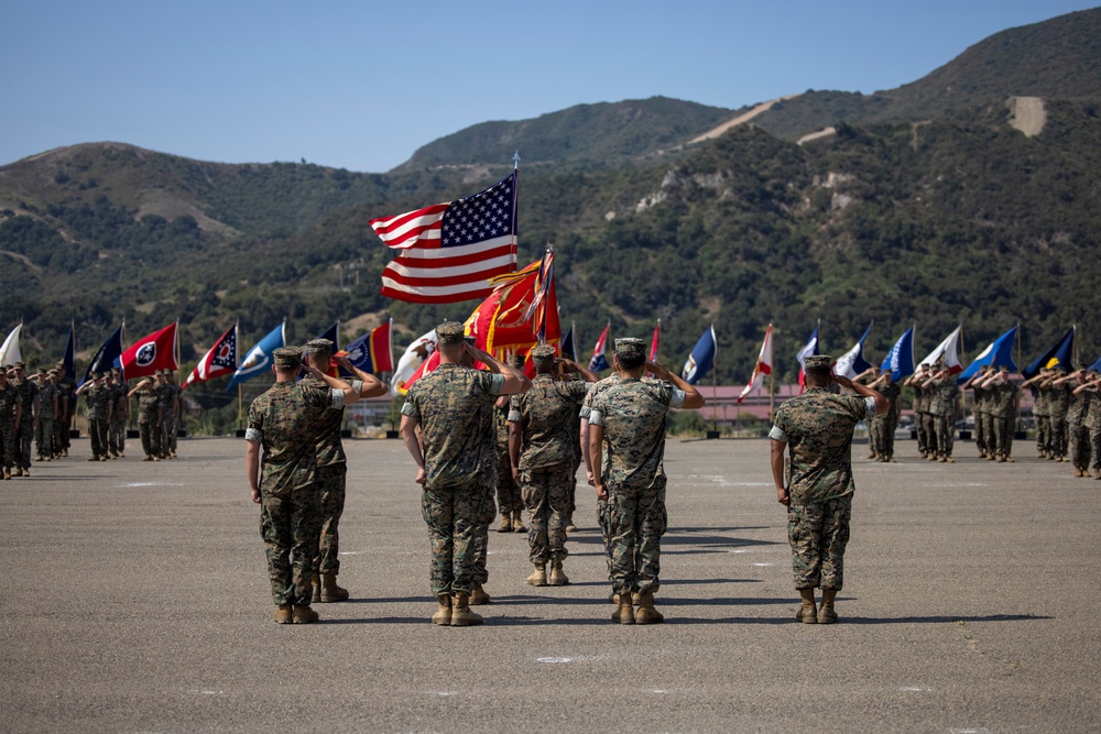 1st Marine Regiment holds relief, appointment ceremony