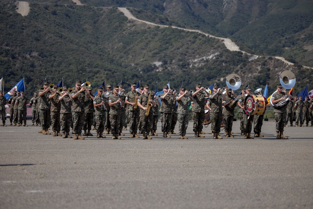 1st Marine Regiment holds relief, appointment ceremony