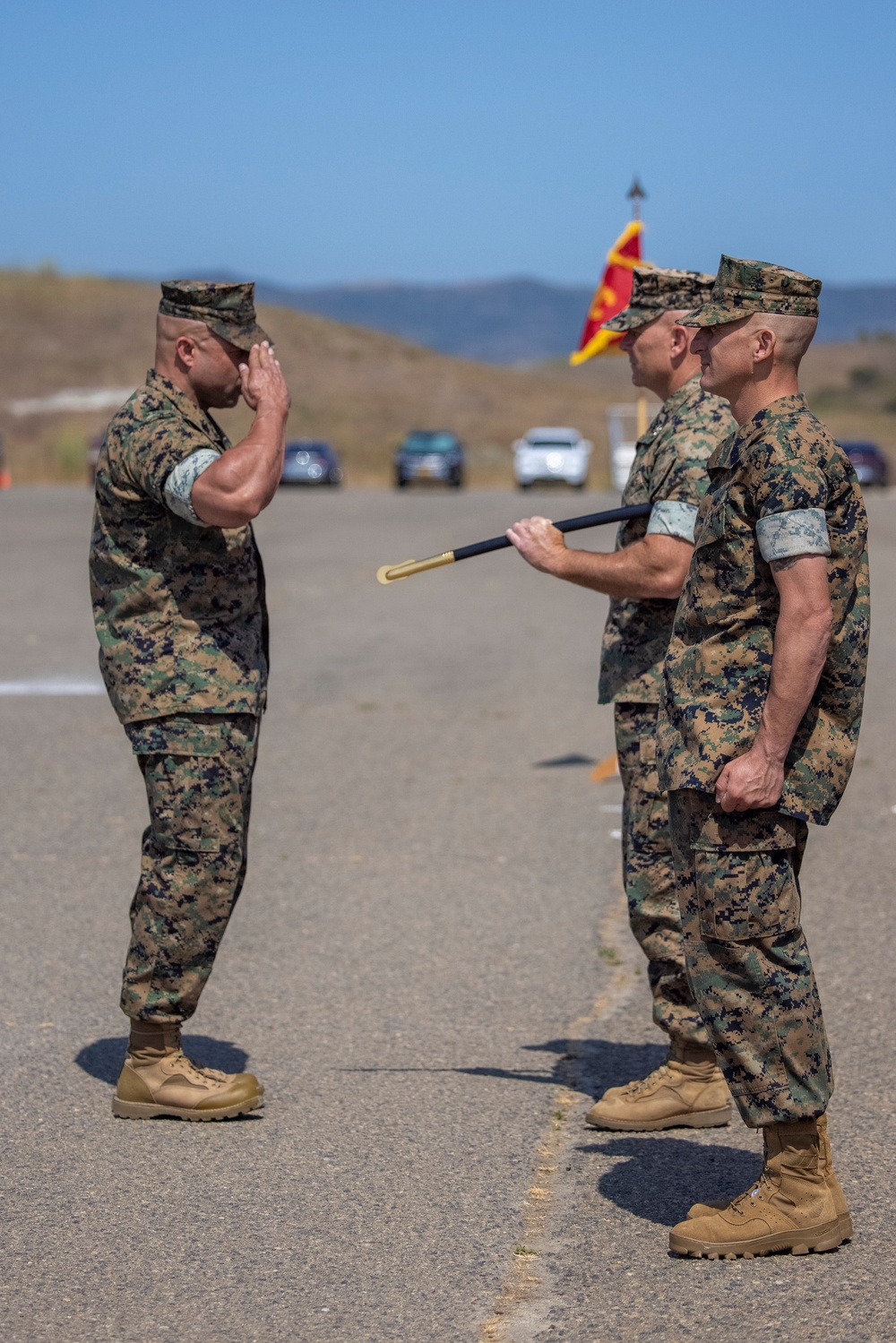 1st Marine Regiment holds relief, appointment ceremony