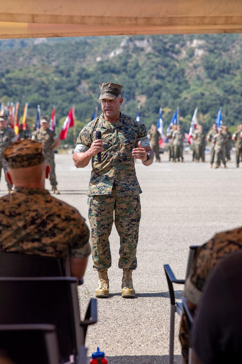 1st Marine Regiment holds relief, appointment ceremony