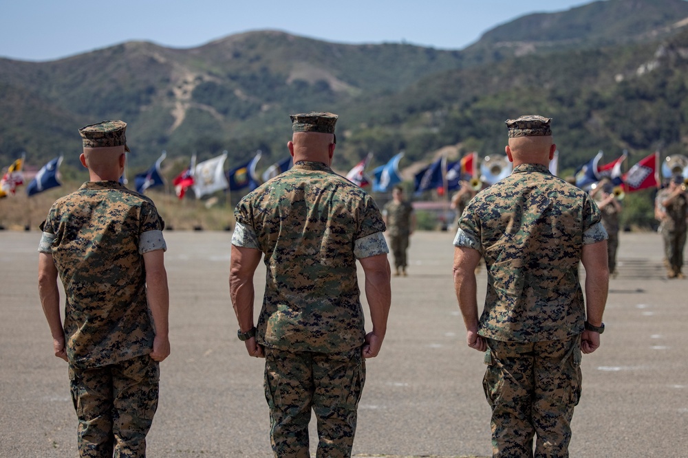 1st Marine Regiment holds relief, appointment ceremony