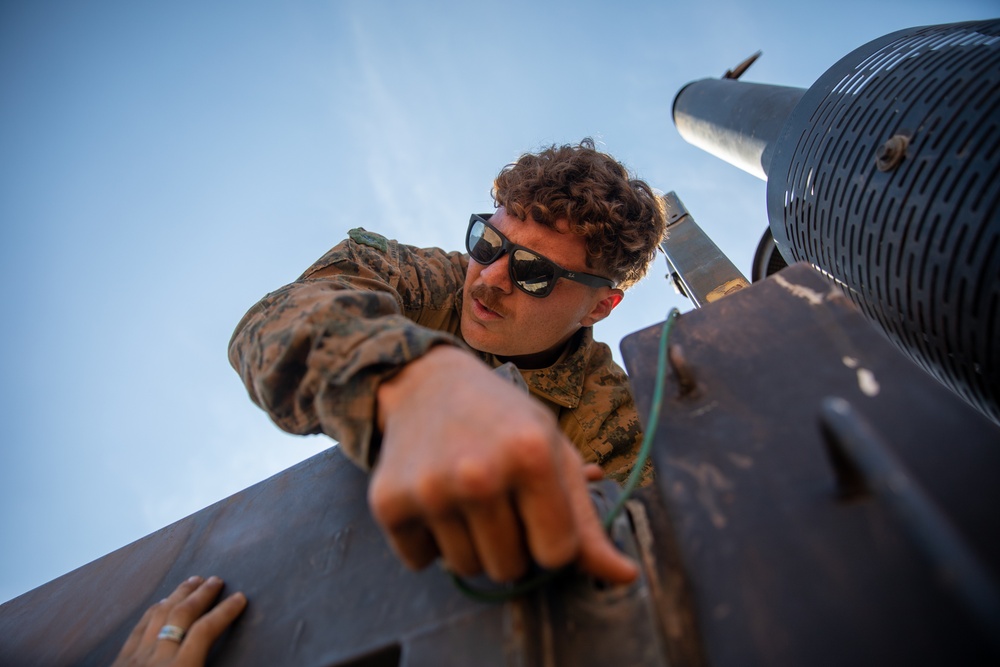 MRF-D 24.3: CLB-5 (Rein.) Marines set up for Exercise Predator’s Run 24