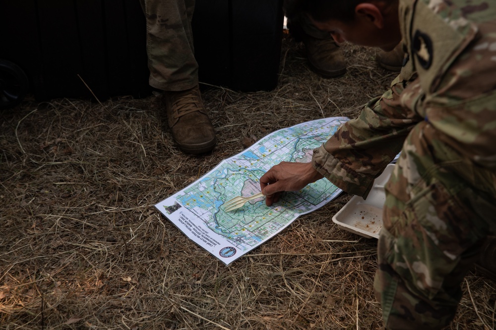 Iowa Soldiers plan Zodiac mission on Mississippi River