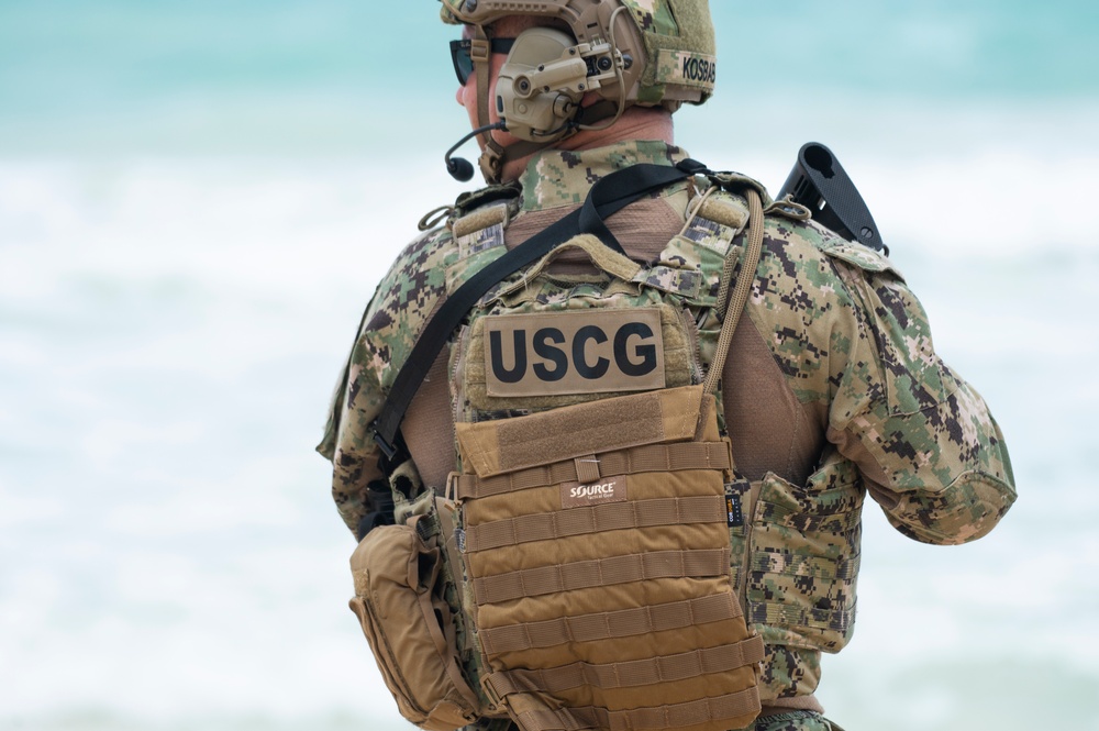 USCG Tests Port Security Unit Proficiency USCG Tests Port Security Unit Proficiency