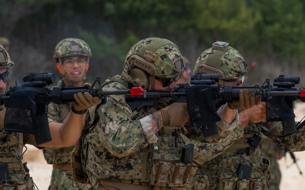 USCG Tests Port Security Unit Proficiency