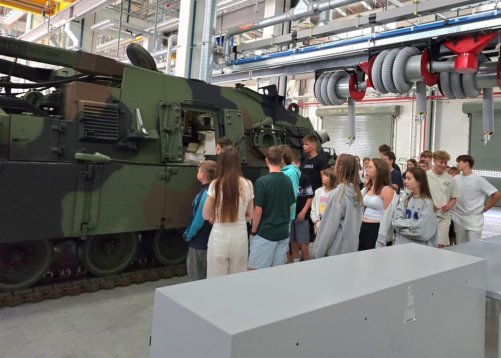 Polish school children some of the first guest visitors at new APS-2 site in Powidz