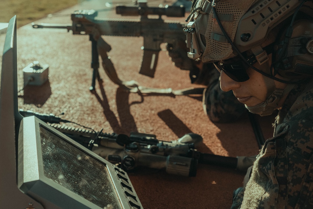 1st Recon Bn., Australian Army participate in live-fire range during Exercise Black Diamond