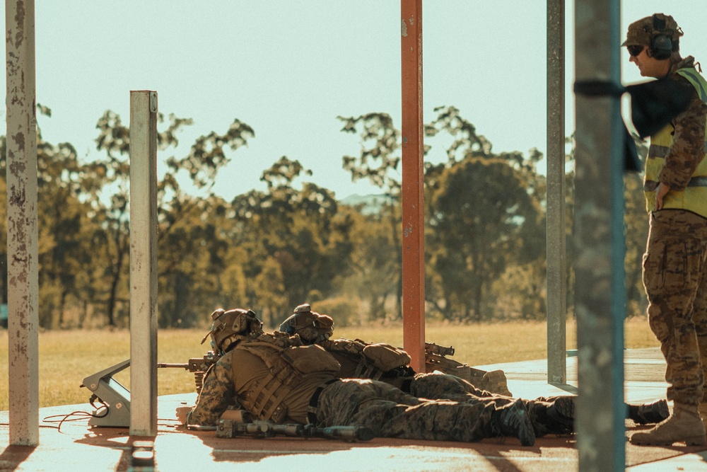 1st Recon Bn., Australian Army participate in live-fire range during Exercise Black Diamond