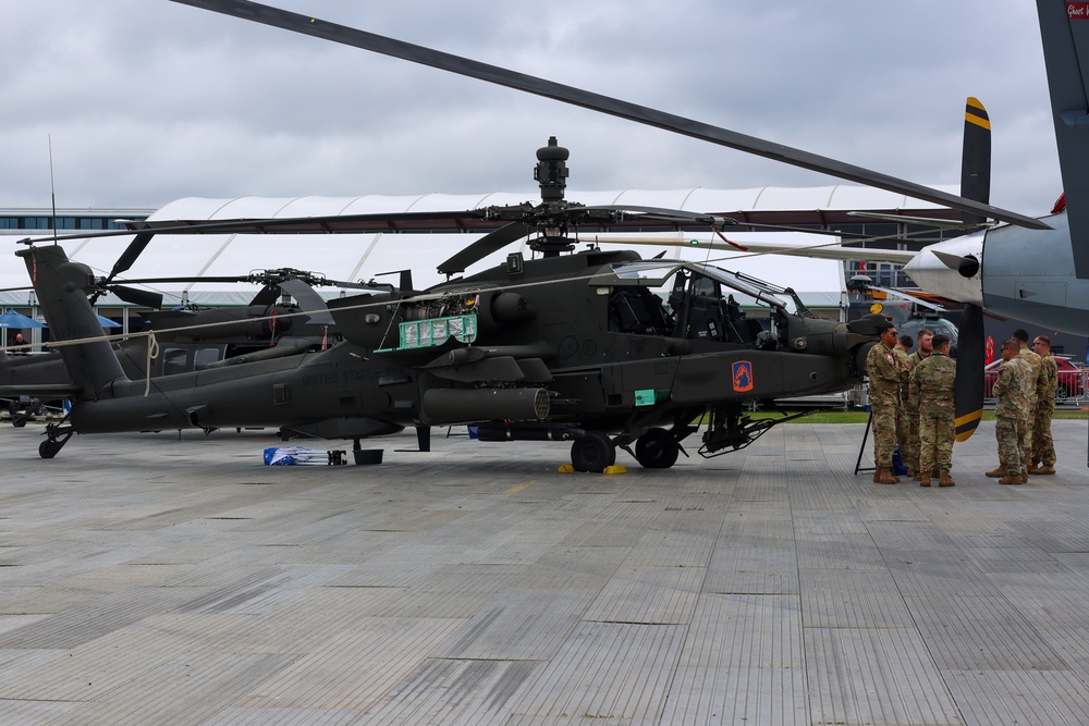 12th Combat Aviation Brigade Takes Part in Farnborough International Airshow