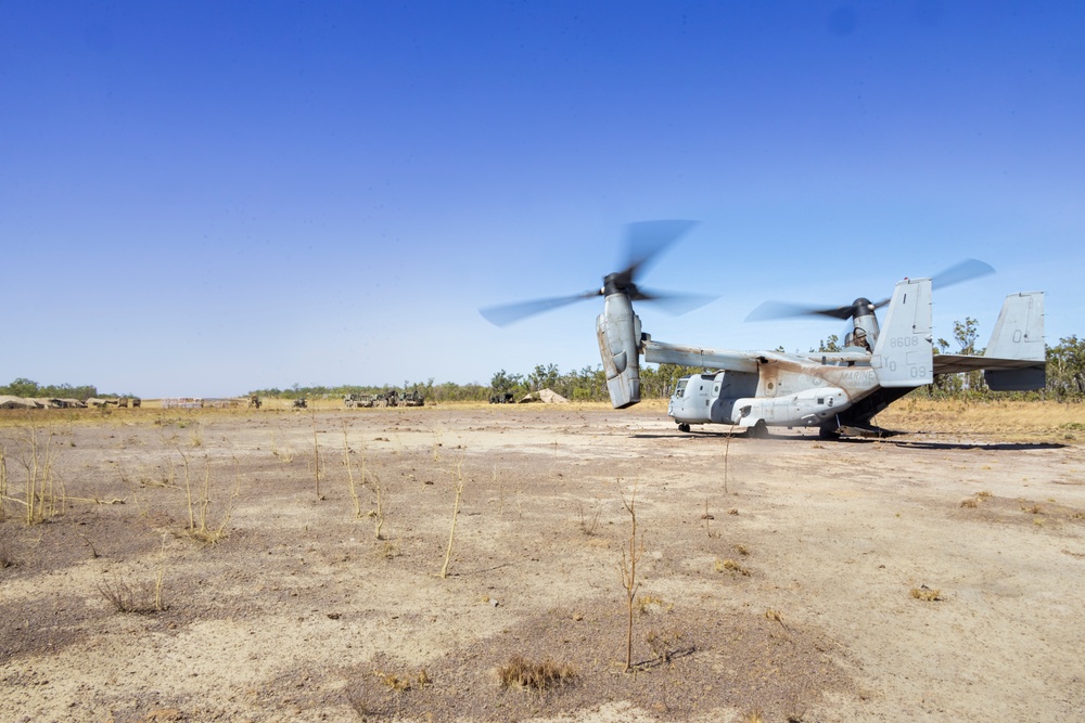 MRF-D 24.3: VMM-268 (Rein.) Marines drop supplies from MV-22B Osprey during Exercise Predator’s Run 24