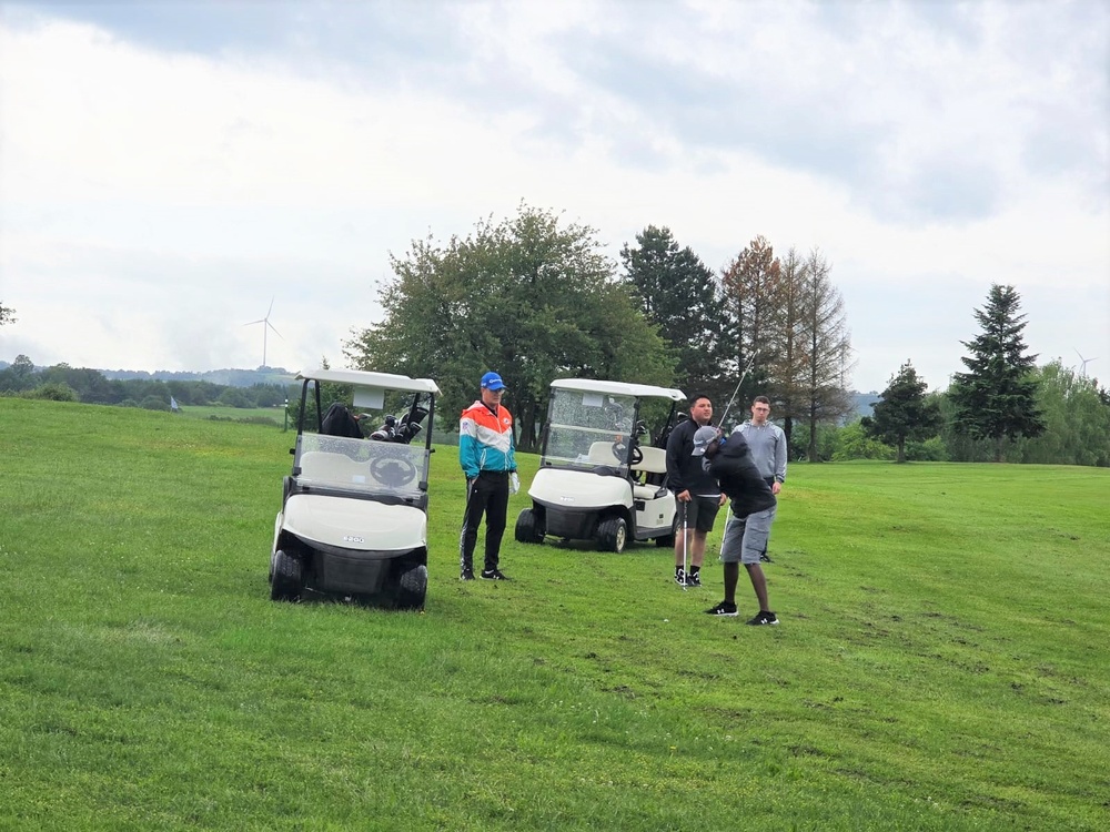 Swinging for support: USAG Rheinland-Pfalz wraps up AER fundraising campaign with 3rd Annual Golf Tournament