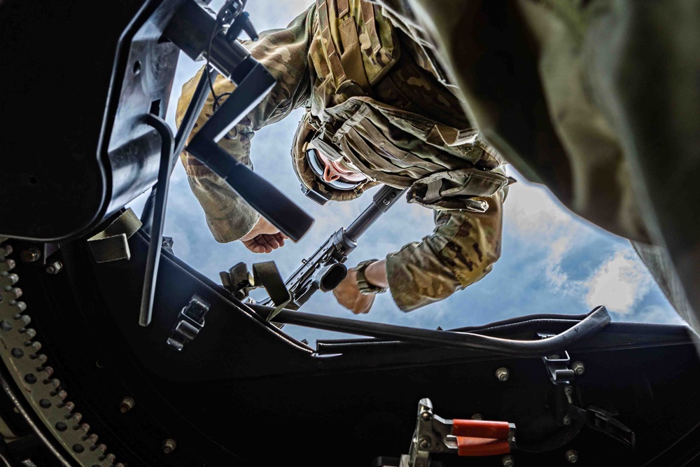 KY NG IN BAT DAGIR Humvee gunnery crew training