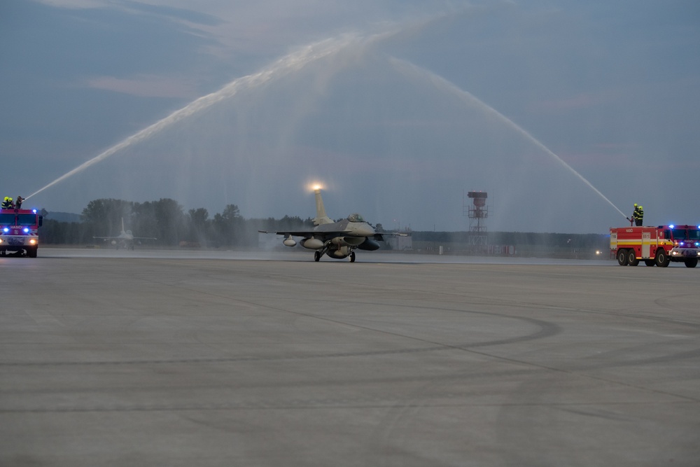 122nd Fighter Wing pilot delivers Slovakia's first F-16s