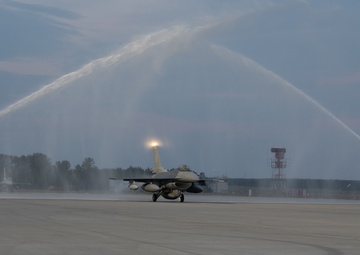 122nd Fighter Wing pilot delivers Slovakia's first F-16s
