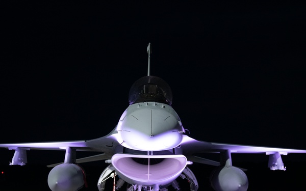 122nd Fighter Wing pilot delivers Slovakia's first F-16s