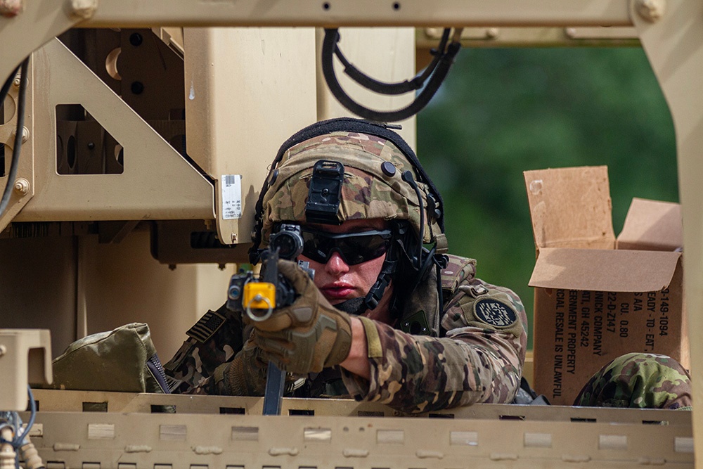 Maryland MPs train at Camp Shelby