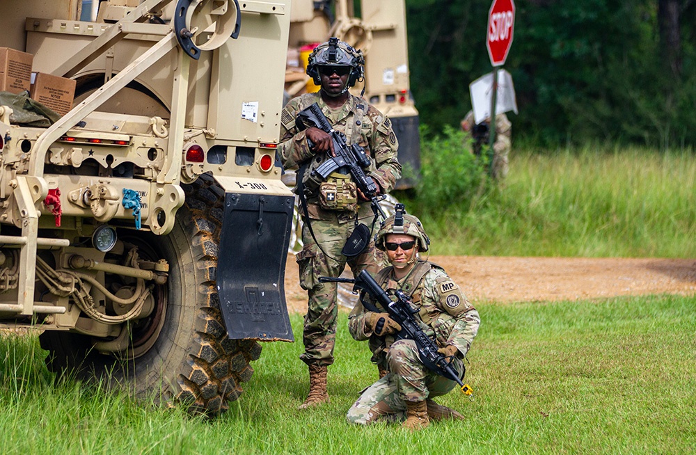 Maryland MPs train at Camp Shelby