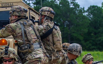 Maryland MPs train at Camp Shelby
