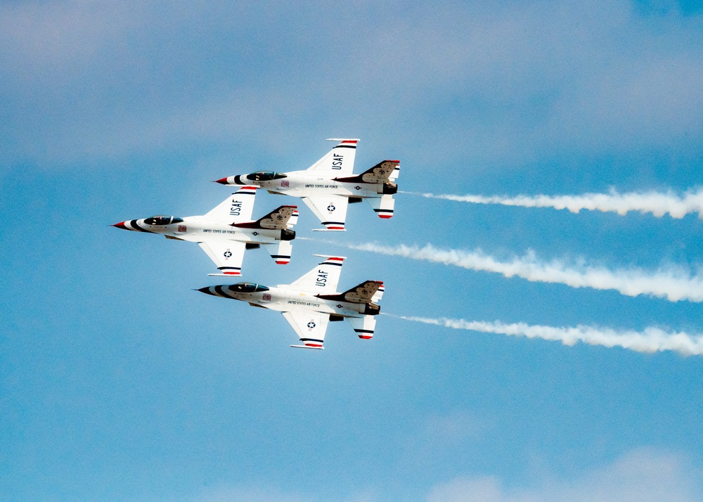 Thunderbirds Practice Flyovers Over F.E. Warren AFB