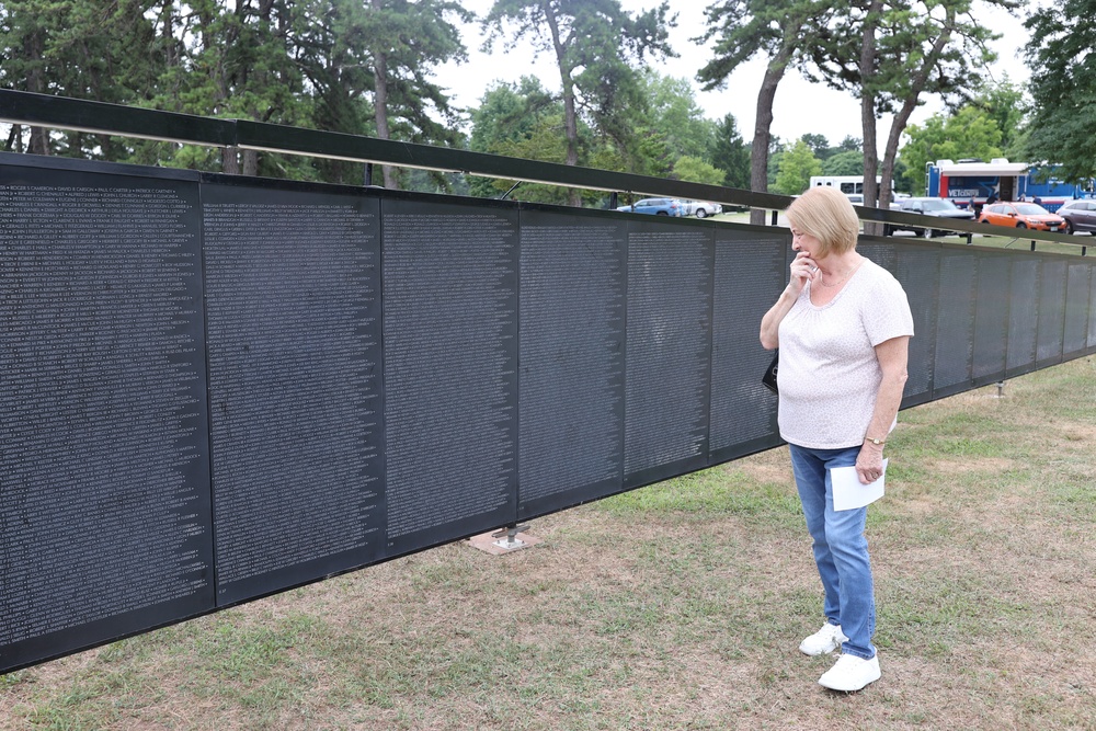 The Wall That Heals moves visitors