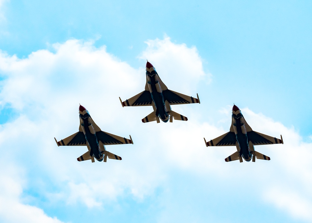 Thunderbirds Practice Flyovers Over F.E. Warren AFB