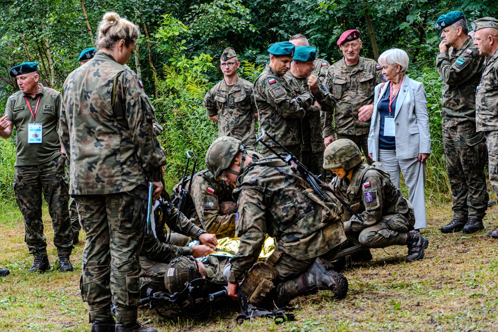 4th SFAB Medical Advisors train Polish Cadets in Military Doctor 2024