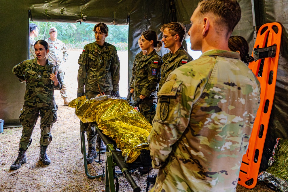 4th SFAB Medical Advisors train Polish Cadets in Military Doctor 2024