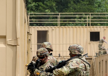 Tennessee’s 890th Sapper Company completes annual Sapper Stakes