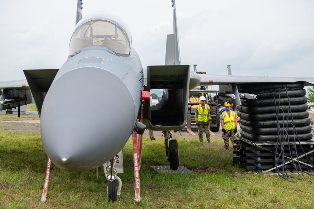 104th Fighter Wing hosts Westover Air Reserve Base's crashed, damaged, disabled, aircraft recovery team for joint training