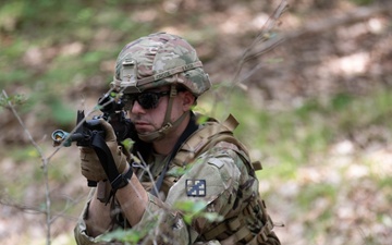 854th ENG BN Soldiers conduct STX lanes