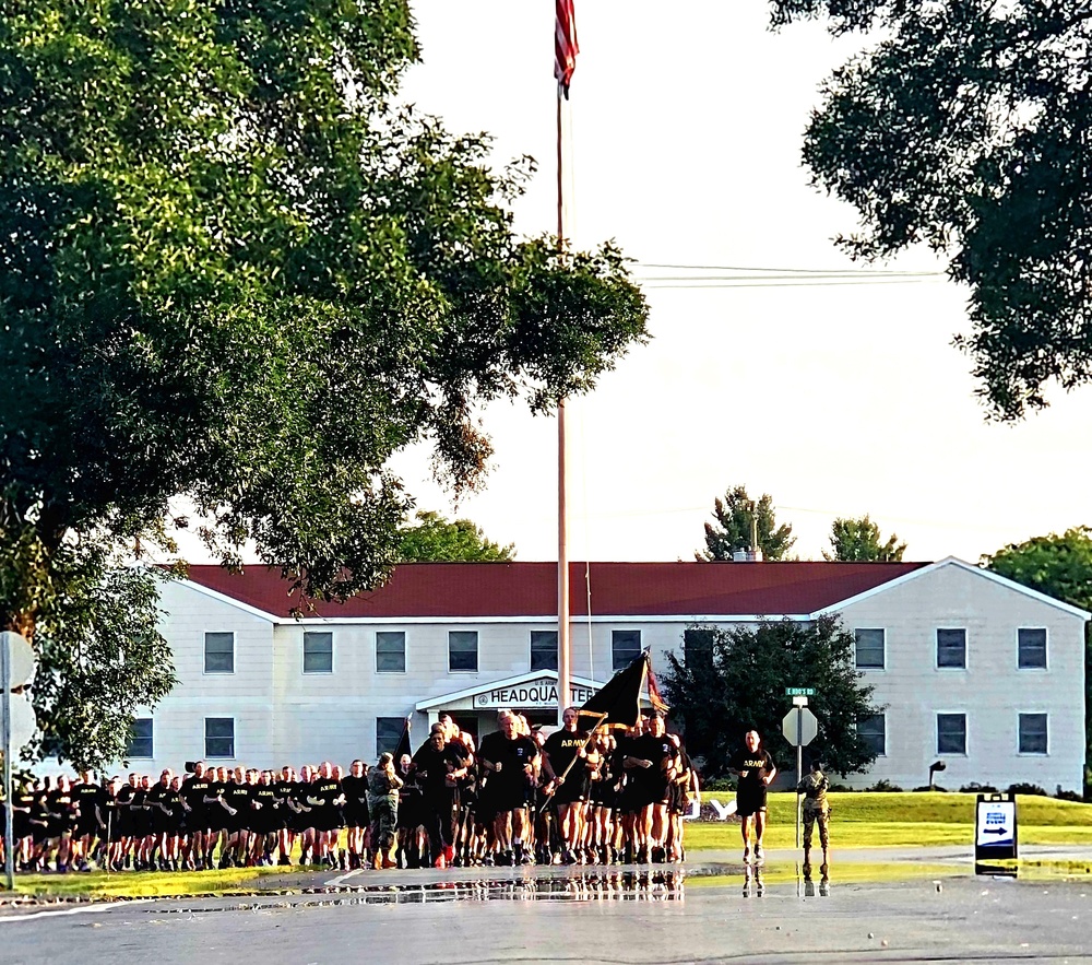 Installation Run brings together Soldiers from across Fort McCoy to build esprit de corps