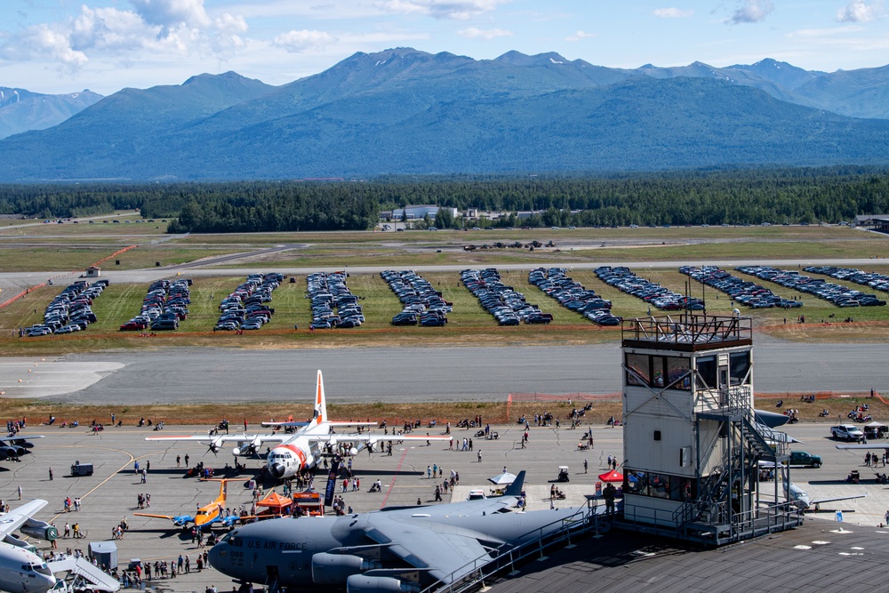 JBER hosts Arctic Thunder Open House 2024