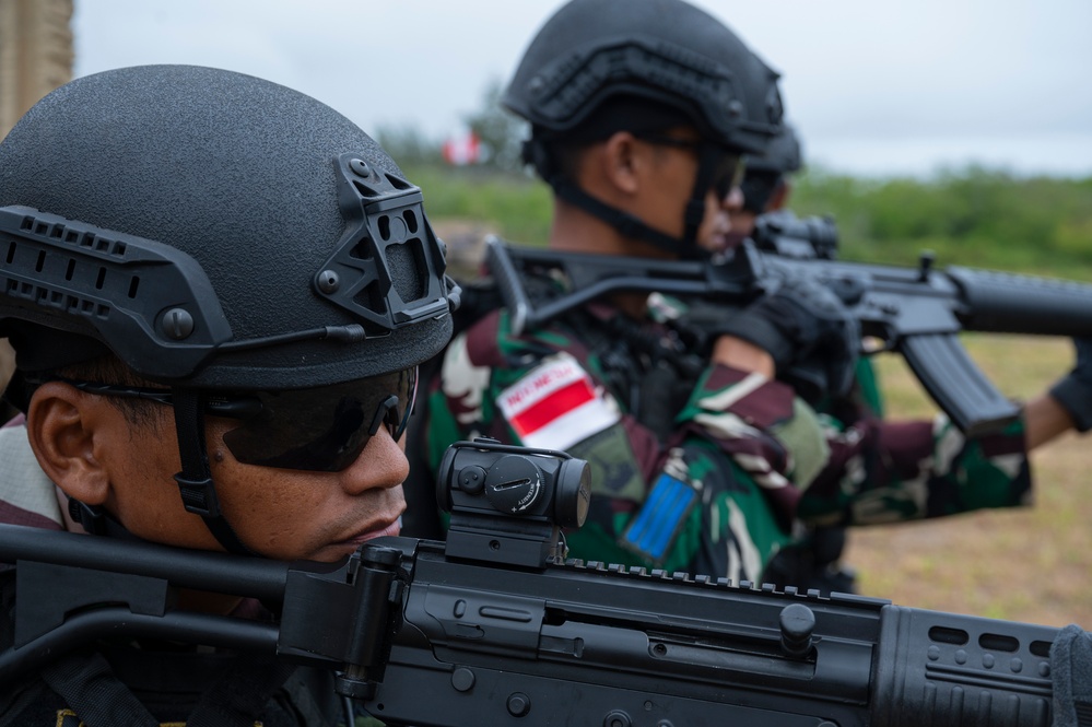 U.S. Marines, Partner Nations Conduct Urban Operations