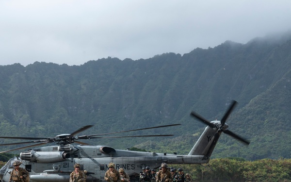 U.S. Marines, Partner Nations Conduct Air Assault Rehearsal