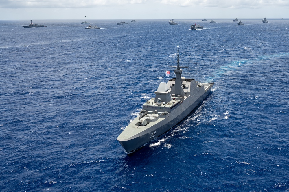 Multinational ships sail in formation during RIMPAC 2024