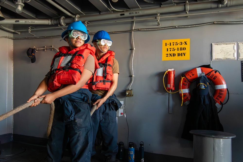 Abraham Lincoln conducts replenishment-at-sea