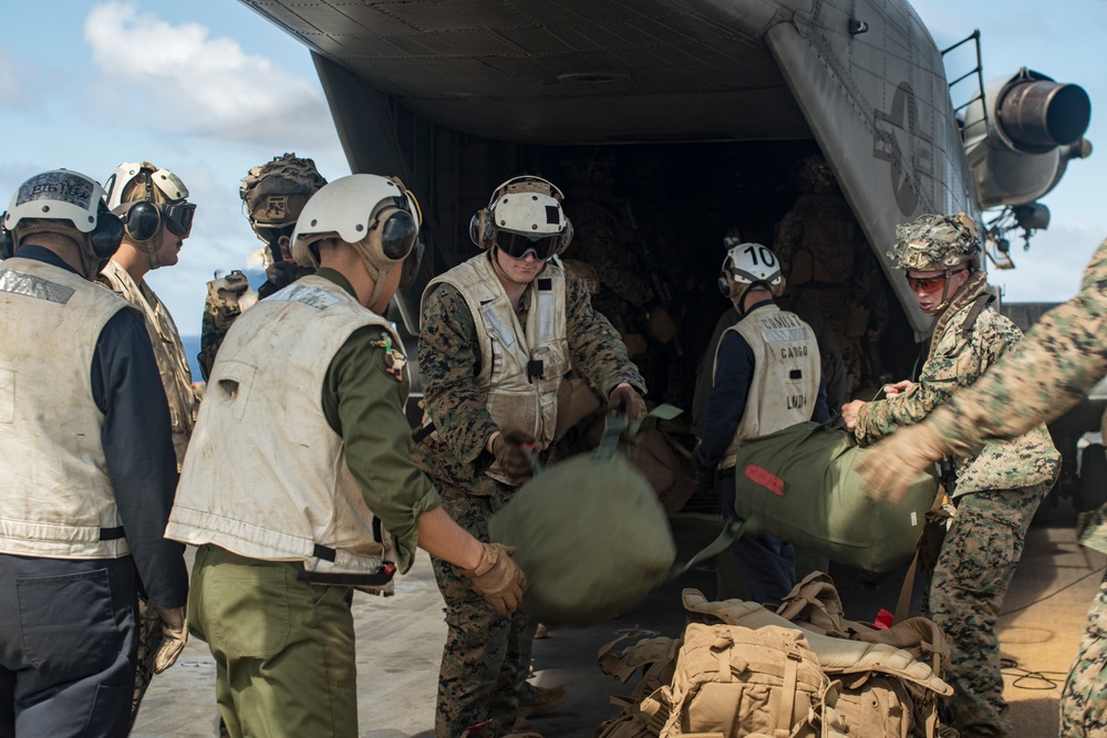 15th MEU Marines Embark USS Boxer After RIMPAC