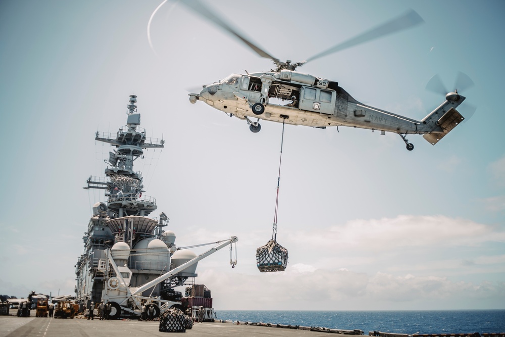 Marines, Sailors Aboard USS Boxer Conduct Vertical Replenishment