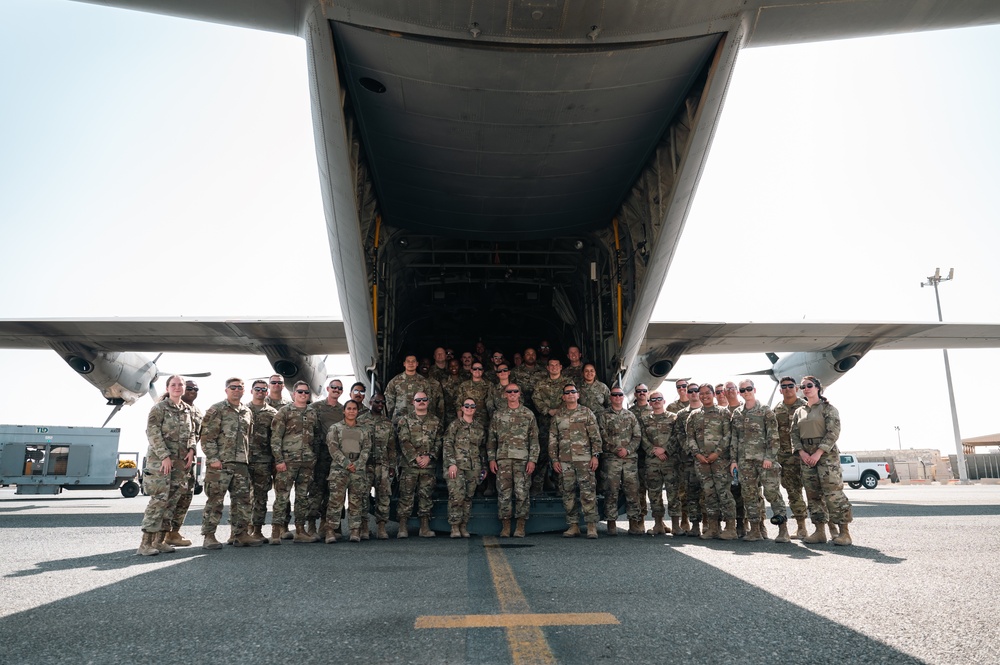 CMSAF visits deployed Airmen at the 386th Air Expeditionary Wing