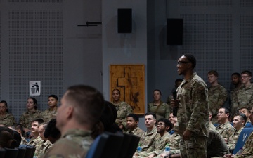 CMSAF visits deployed Airmen at the 386th Air Expeditionary Wing