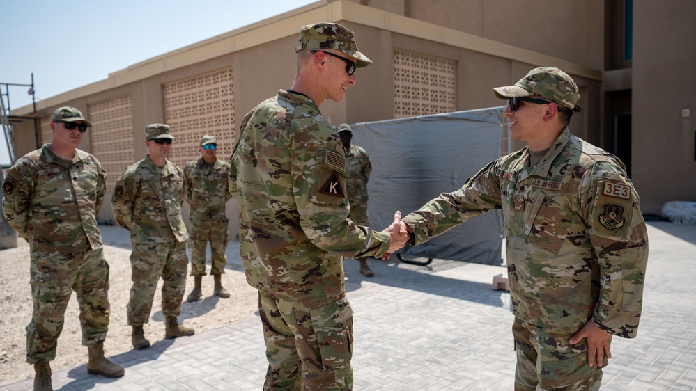 AFCENT commander visits the 379th AEW