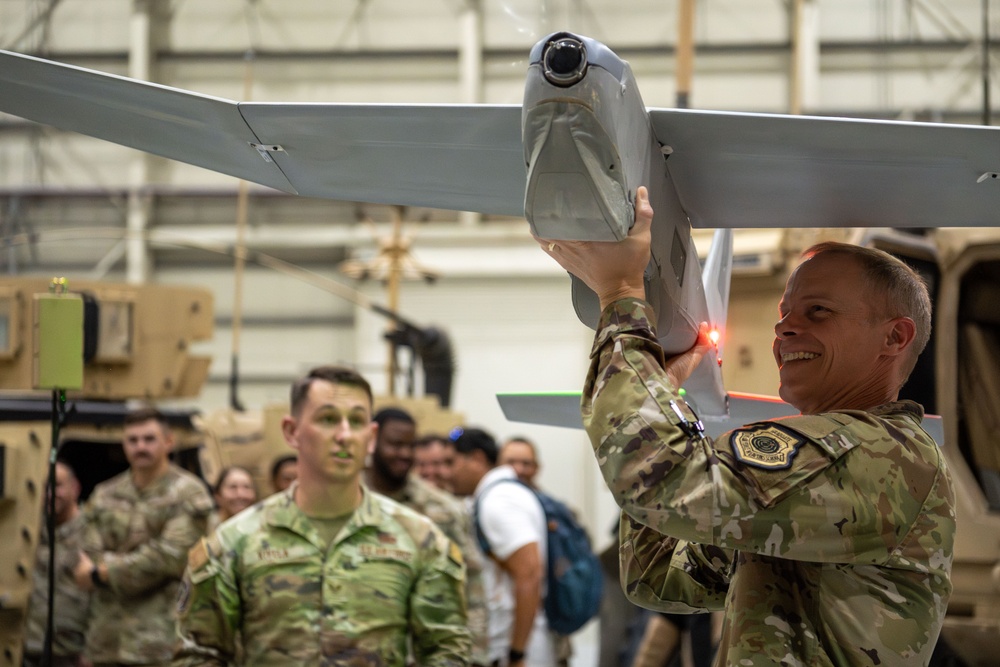 AFCENT commander visits the 379th AEW