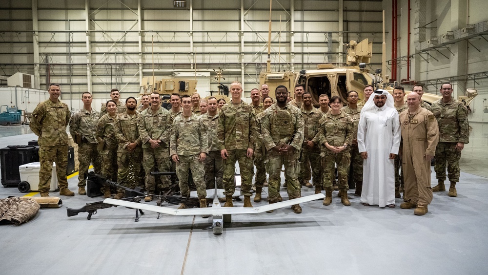 AFCENT commander visits the 379th AEW