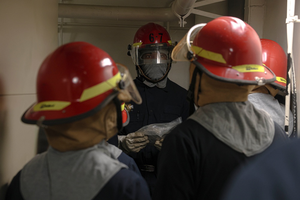 Wasp Sailors Train in Dewatering