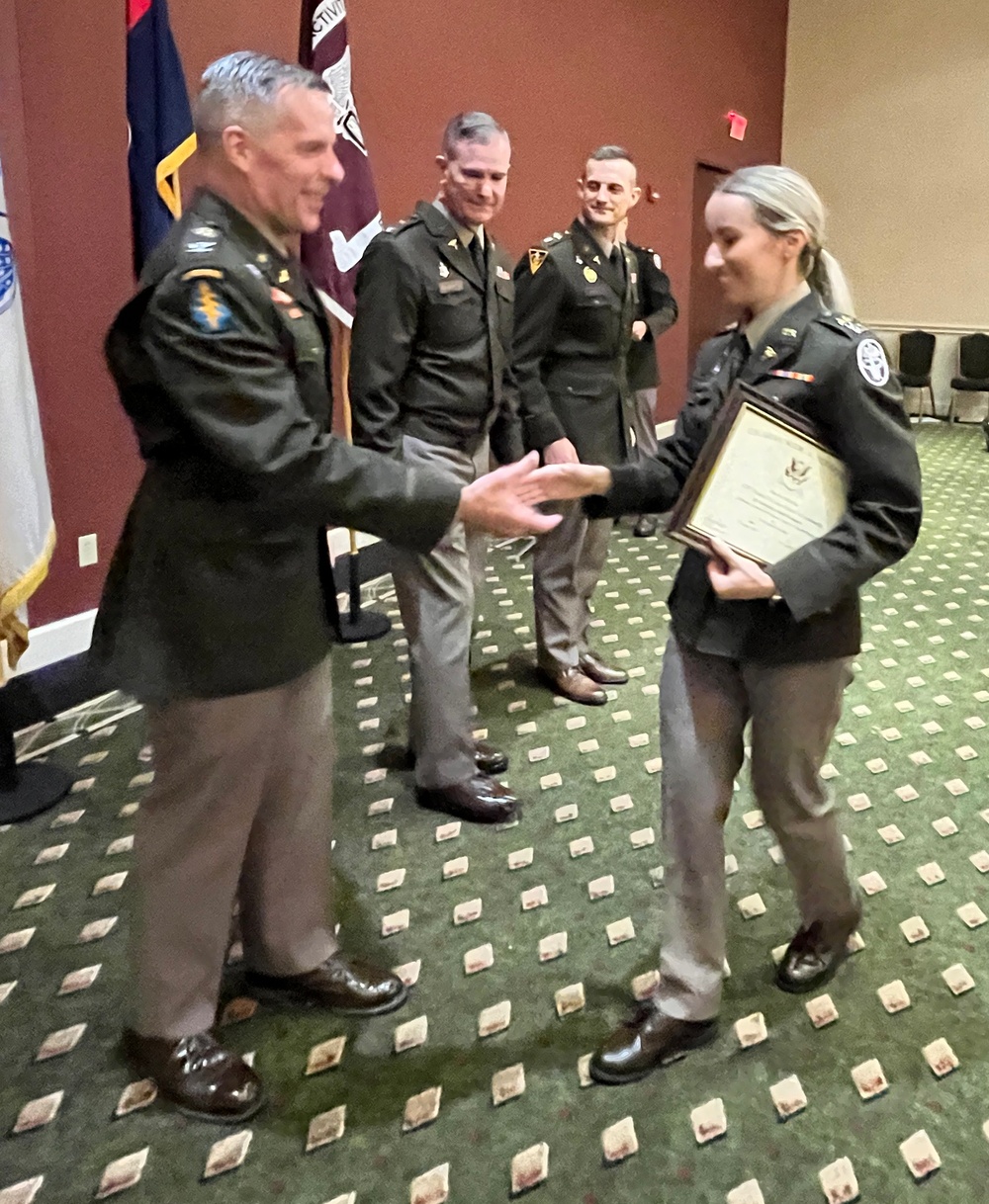 Fort Campbell DENTAC Holds Dental Residency Graduation